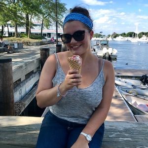 Meet your Posher, Sarah